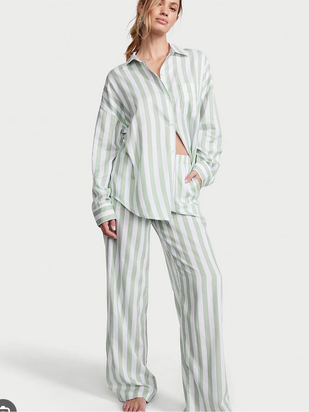VICTORIA SECRET GREEN STRIPE PJ SET SIZE MEDIUM